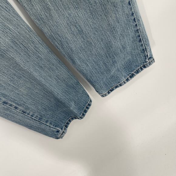 Levi's 505 VINTAGE Straight Leg Black Batwing Light Wash Jeans 38x32 Blue USA - Picture 3 of 13